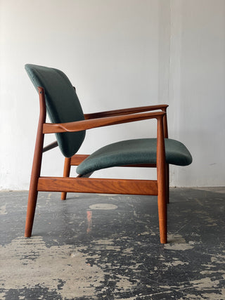 Finn Juhl Model 136 Lounge Chair for France & Son Circa 1950's
