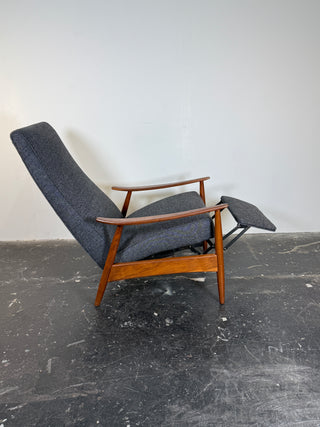 Milo Baughman Recliner 74 by Thayer Coggin