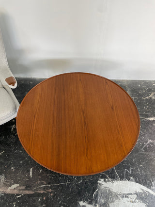 Danish Modern Round Coffee Table in the Style of Arne Vodder