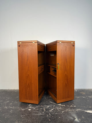 Danish Teak Captains Bar by Reno Wahl Iversen for Dyrlund, 1960s