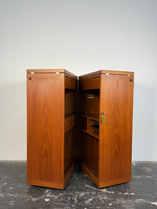 Danish Teak Captains Bar by Reno Wahl Iversen for Dyrlund, 1960s