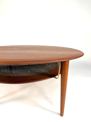 Peter Hvidt and Orla Mølgaard-Nielsen Round Solid Teak Coffee Table  Denmark, 1950s