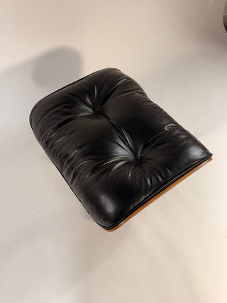 Eames 2nd Generation Ottoman in Rosewood and Black Leather