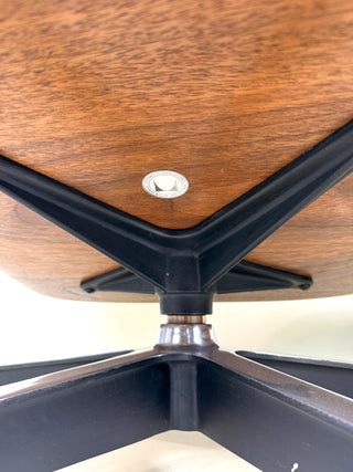 Rare Vintage Eames Lounge Chair & Ottoman 670/671 – 2nd Generation, 1960s | Walnut & Moss Green Leather