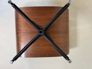 Rare Vintage Eames Lounge Chair & Ottoman 670/671 – 2nd Generation, 1960s | Walnut & Moss Green Leather