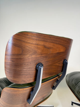 Rare Vintage Eames Lounge Chair & Ottoman 670/671 – 2nd Generation, 1960s | Walnut & Moss Green Leather