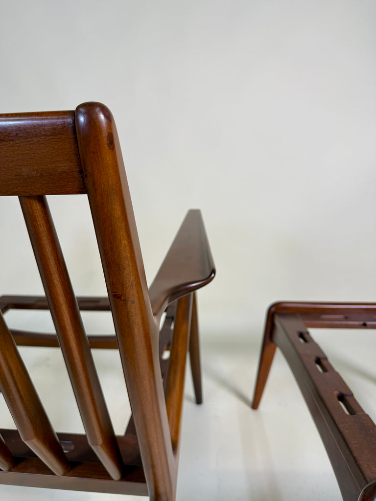 ペルビックベンチ ロイド社 In Process: Poul Jensen “Z Chair” with Ottoman– Hobbs Modern
