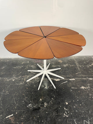 Richard Schultz Redwood Petal Dining Table for Knoll Circa 1960s