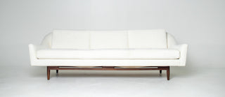 Jens Risom Model 2516 Sculptural Sofa – Vanilla Ice Cream Bouclé with Walnut Base