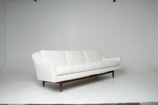 Jens Risom Model 2516 Sculptural Sofa – Vanilla Ice Cream Bouclé with Walnut Base