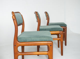 Set of Six Johannes Andersen for Uldum Møbelfabrik Teak Dining Chairs