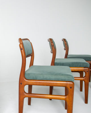 Set of Six Johannes Andersen for Uldum Møbelfabrik Teak Dining Chairs