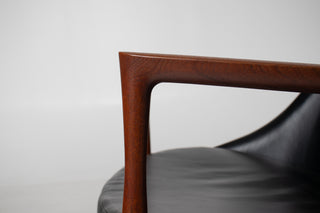 Rare Pair of Vintage Elizabeth Lounge Chairs by Ib Kofod Larsen
