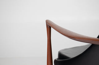 Rare Pair of Vintage Elizabeth Lounge Chairs by Ib Kofod Larsen
