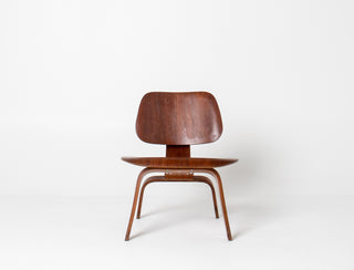 Eames LCW 5-2-5 in Walnut Evans Production
