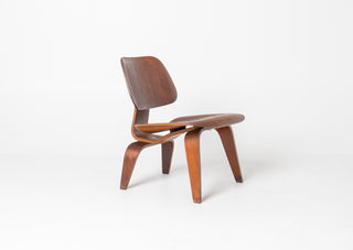 Eames LCW 5-2-5 in Walnut Evans Production