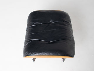 Eames Lounge Chair Ottoman in Walnut by Herman Miller