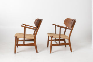 Pair of Hans Wegner CH22 Lounge Chairs in Oak