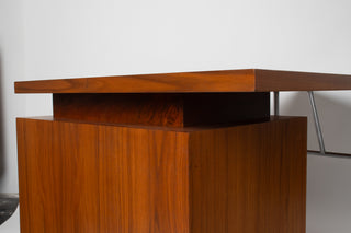 George Nelson Desk in Walnut and Aluminium