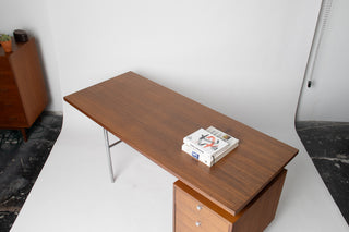 George Nelson Desk in Walnut and Aluminium