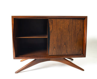 Rare Pair of Vladimir Kagan Nightstands for Grosfeld House, Circa 1955