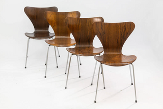 Set of 4 Arne Jacobsen for Fritz Hansen Series 7 Chairs in Rosewood Model 3107