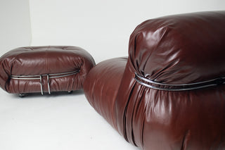Soriana Love Seat Sofa and Ottoman in New Leather by Afra & Tobia Scarpa for Cassina