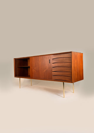 Arne Vodder Model 29 Teak Credenza with Solid Brass Legs – Danish Mid‑Century Modern Sideboard