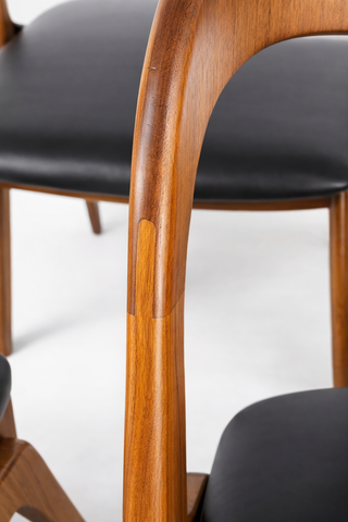 Set of Six Dining Chairs Johannes Andersen for Vamo Sonde, Denmark