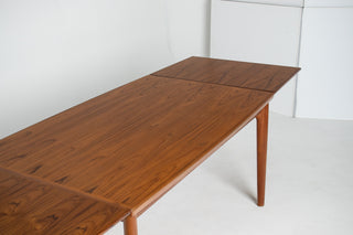 Johannes Andersen Danish Modern Teak Draw Leaf Dining Table