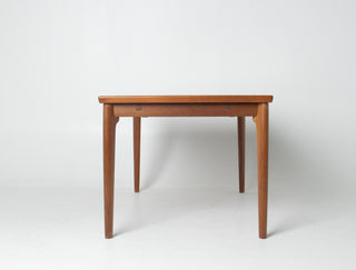Johannes Andersen Danish Modern Teak Draw Leaf Dining Table