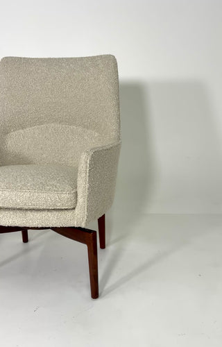 Jens Risom Pair of Swivel Chairs in warm boucle.