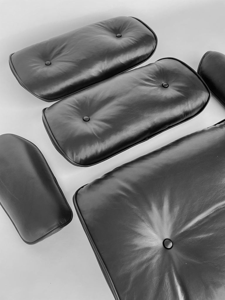 Full Replacement of Eames Lounge Chair Cushions Including Arms